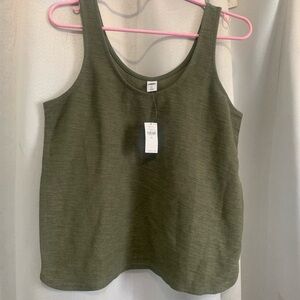 NWT 2021 Old Navy Green Fitted Sleeveless Tank 01/2021 Top